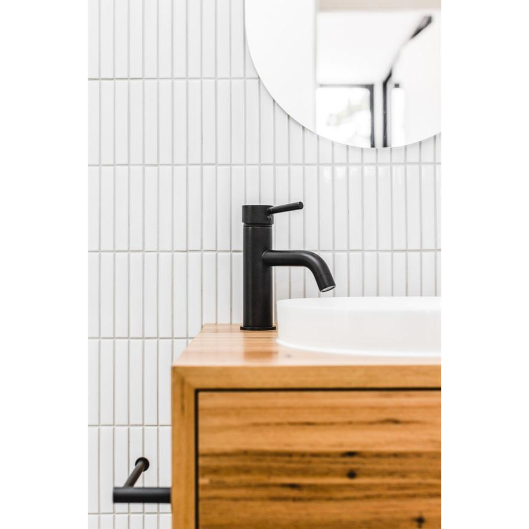 Meir Round Basin Mixer Curved - Matte Black