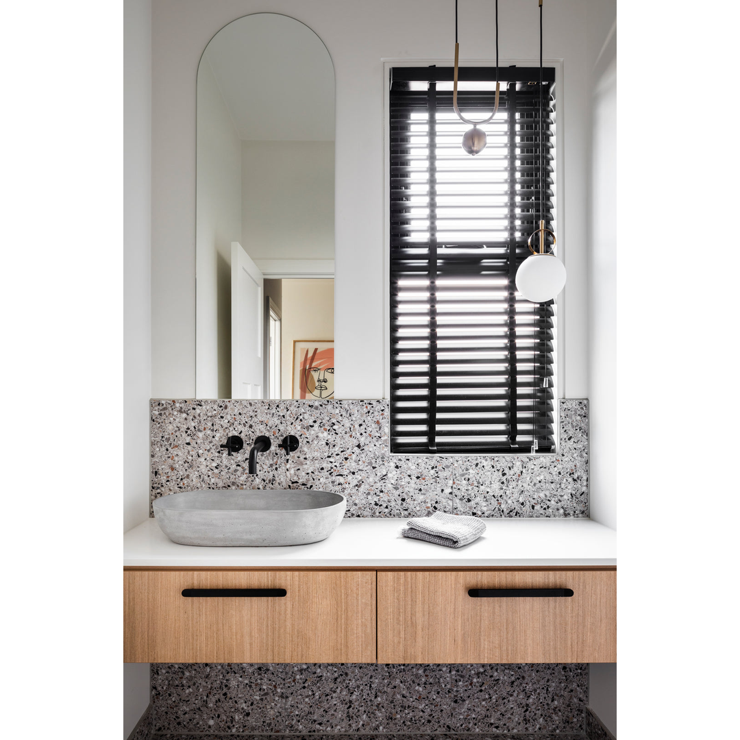 Meir Universal Round Curved Spout 130Mm - Matte Black
