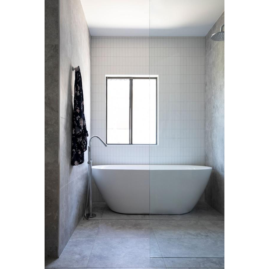 Meir Round Freestanding Bath Spout And Hand Shower - Polished Chrome