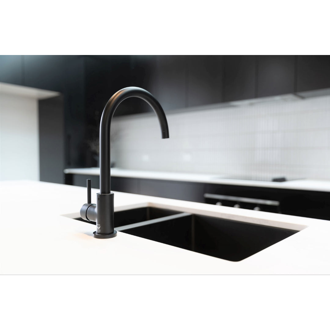 Meir Kitchen Sink One & Half Bowl 670 X 440 - Shadow