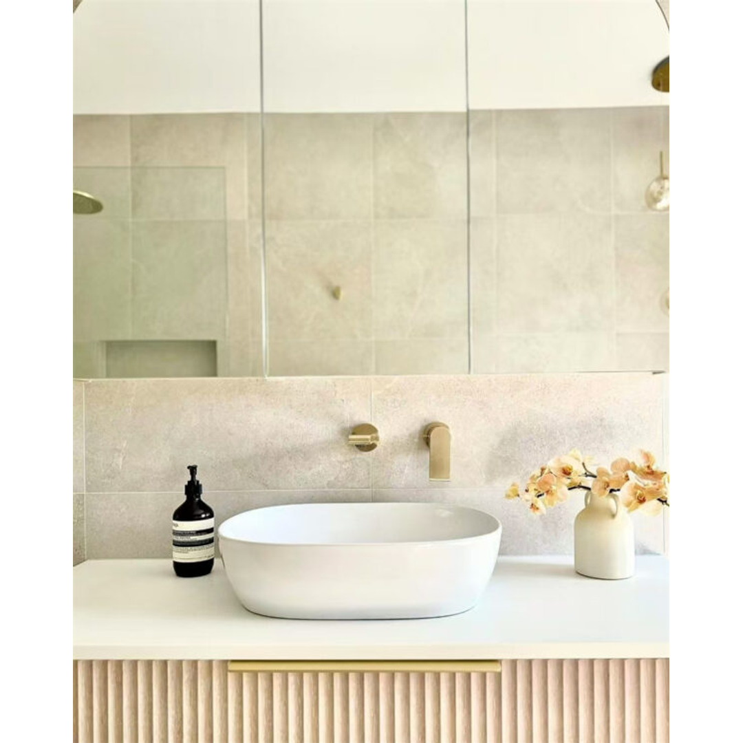 Bianca Wall Basin Nero Mixer With Separate Back Plate - Brushed Gold