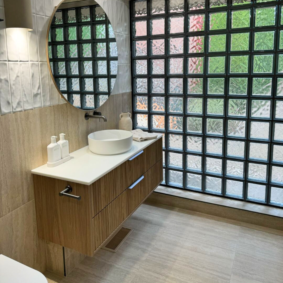 Mecca Nero Wall Basin Mixer Sep Bp 160mm Spout - Gun Metal