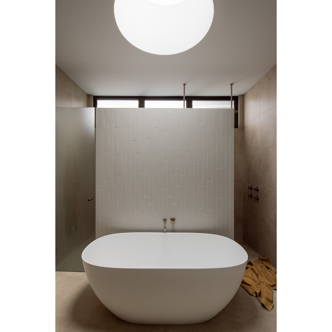 Meir Universal Round Curved Spout - Champagne