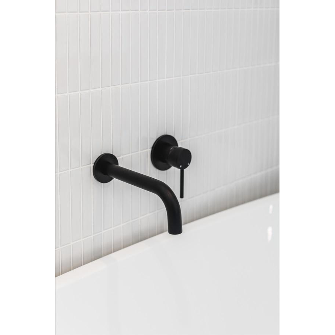 Meir Universal Round Curved Spout - Matte Black