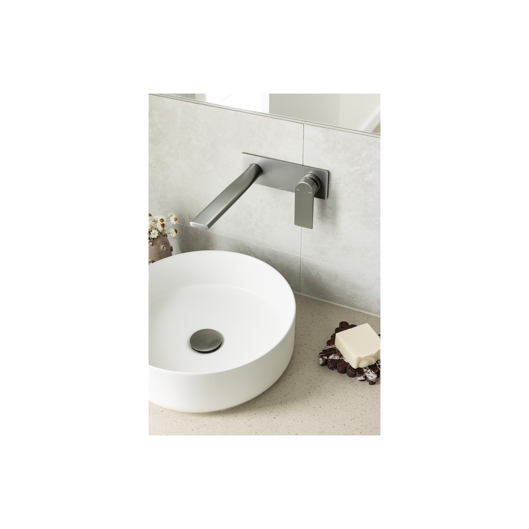 Teel Switchmix Wall Basin / Bath Phoenix Mixer Set 200Mm Fit-Off Kit - Brushed Carbon